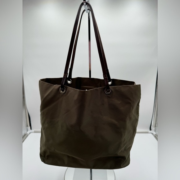 Fendi-Authentic-Tote Bag Nylon Olive Green - Picture 2 of 12
